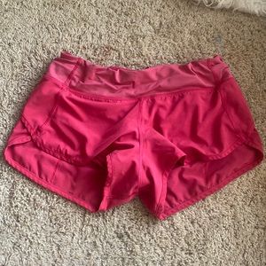 RARE Lululemon red-pink Speed Up shorts Size 2, 2.5 inch, Low Rise